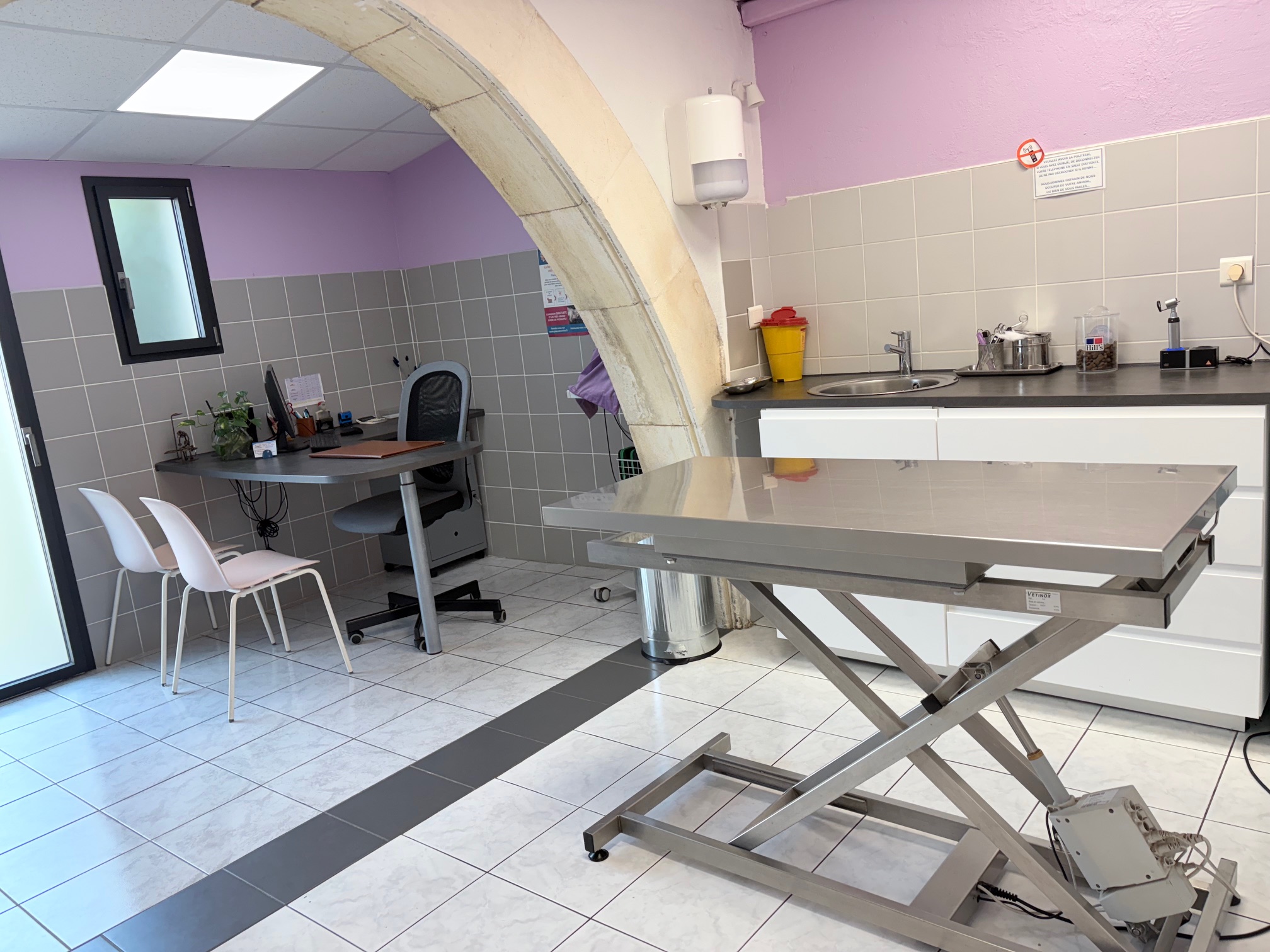 Lire la suite à propos de l’article Salle de consultation 1